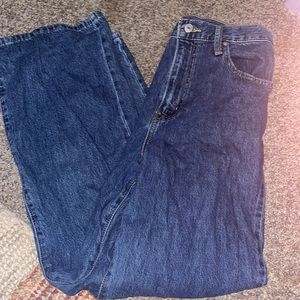 Dark blue Levi’s